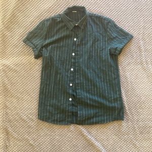 🤑Green and white striped shirt